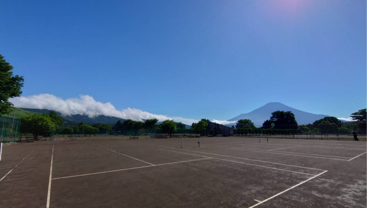 テニスコート（クレイコート）